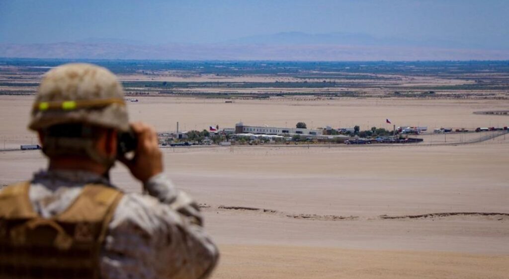 Militar resguardando la frontera del país.