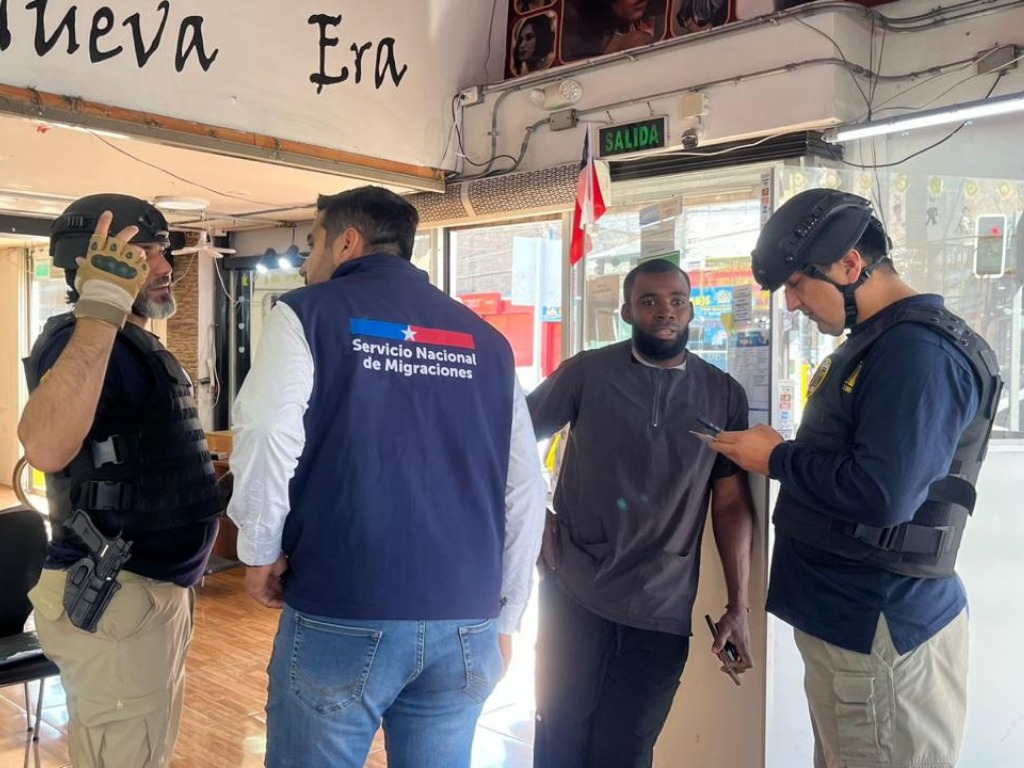 Autoridades fiscalizando en Antofagasta
