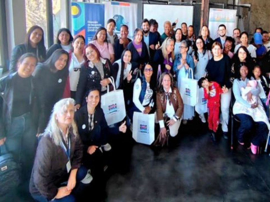 decenas de mujeres luego de participar de la instancia