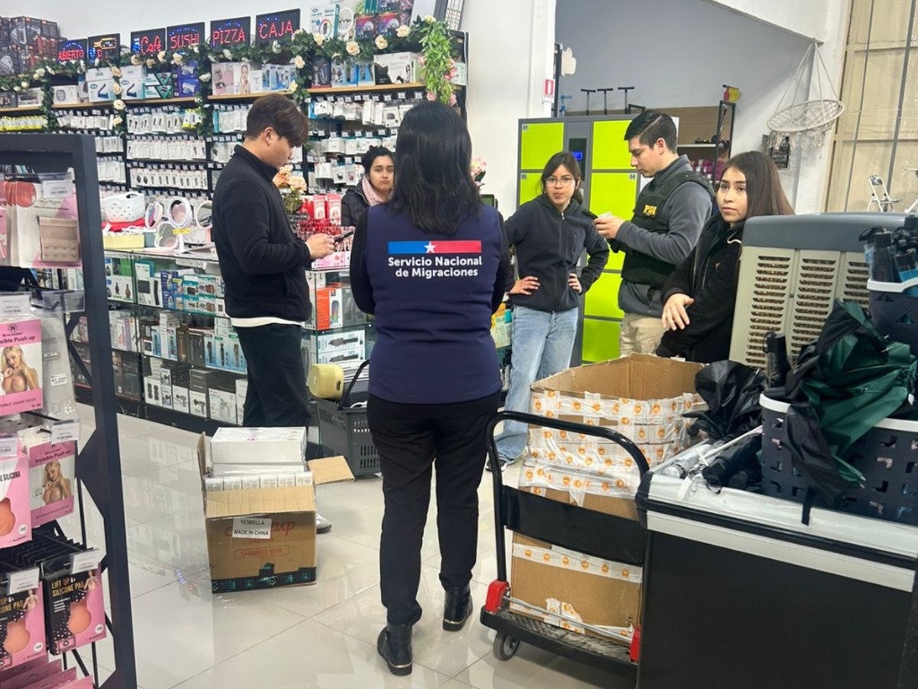 Fiscalizaciones en mall chino
