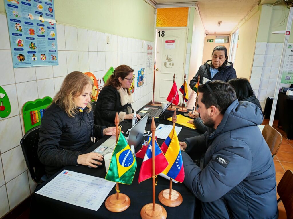 Atienden a migrantes en el operativo de migraciones en tu barrio