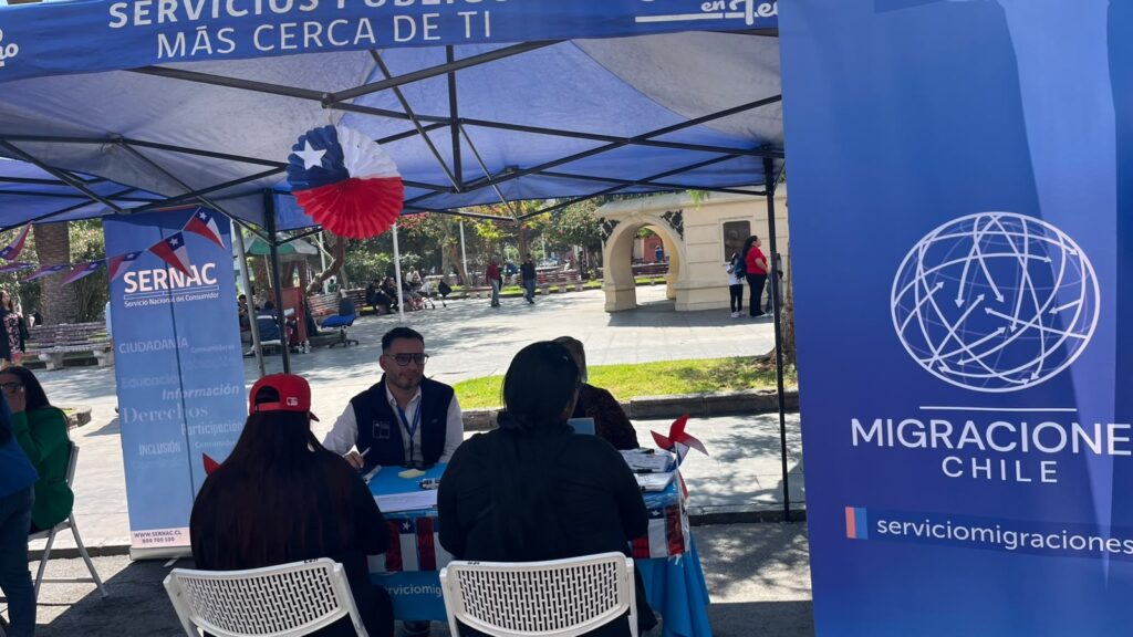 Fonda preventiva, personas realizando atención a público